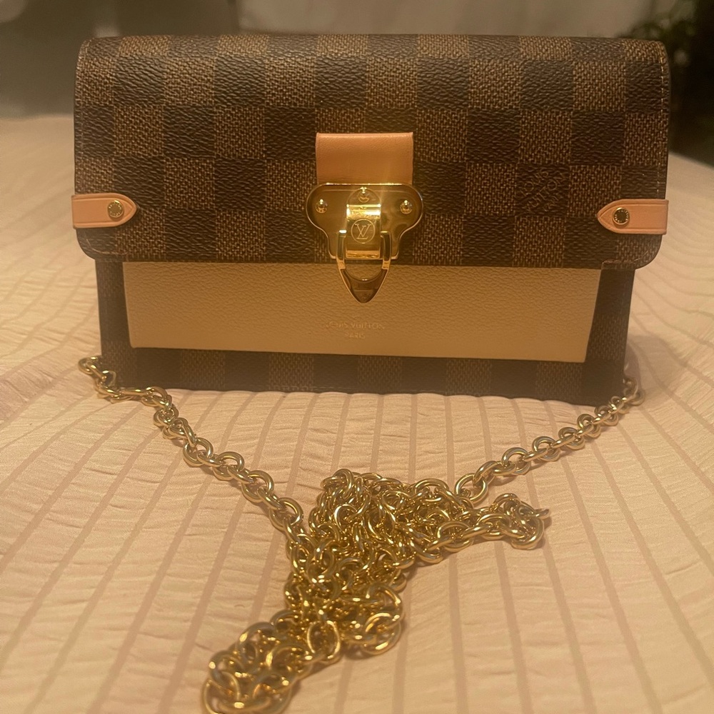 Authentic Louis Vuitton Vavin Chain Wallet